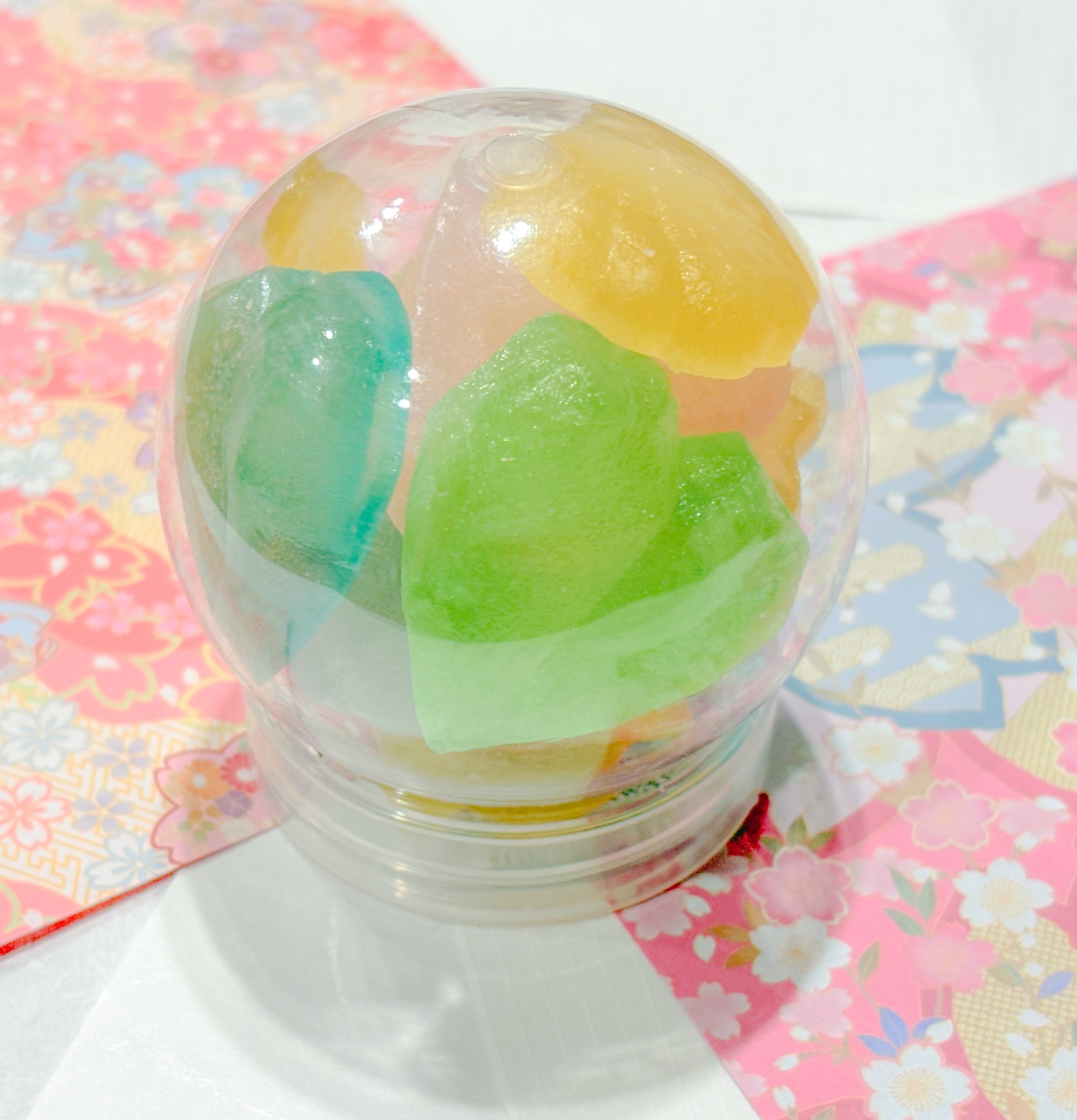 2 x Crystal Candy Globes